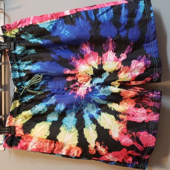 Broken Threads Black Multiswirl Design Men's Swim Trunks - Picture 1 of 4